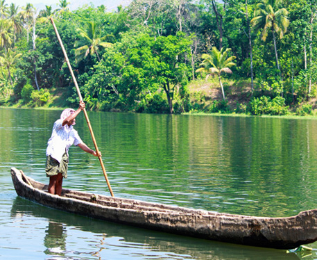 Alleppey - Kumarakom (1 hr drive)